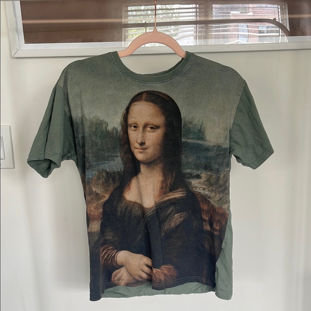 Mona Lisa Wall Art T-Shirt - Olive Green